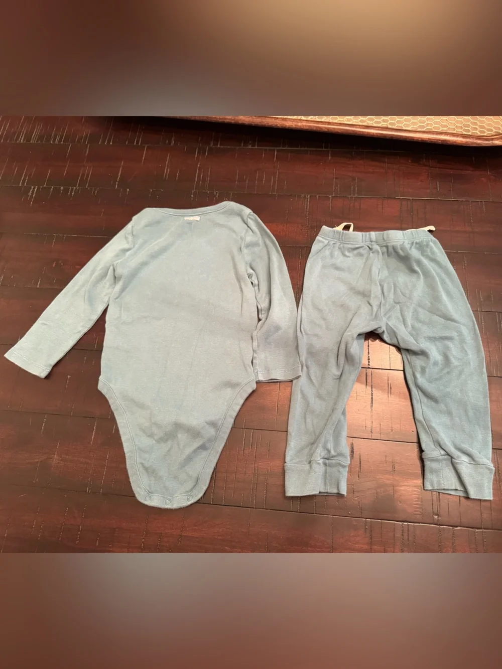 GAP Baby Star Wars Onesie & Pants Set size 18 - 24 months